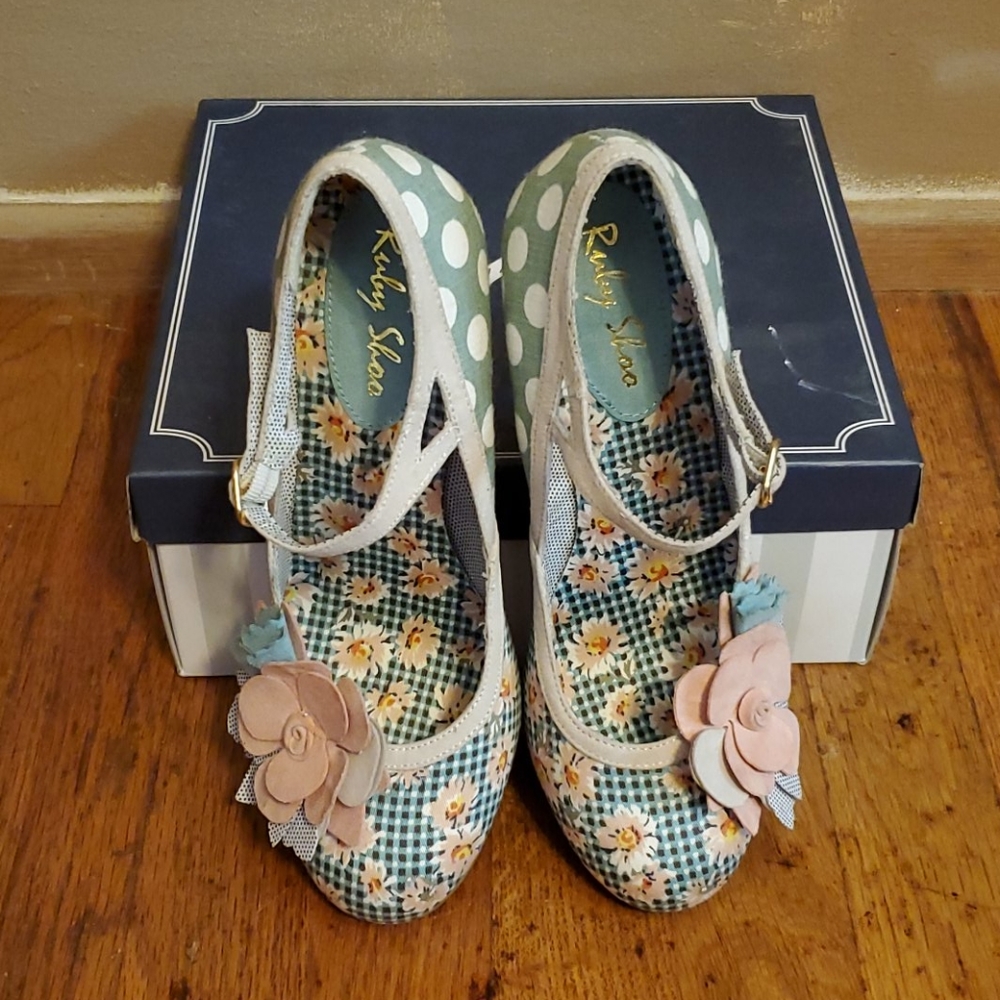 Multi-floral heels by Ruby Shoo size 38